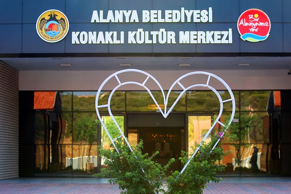 Alanya düğünlerini yaşatacak merkez açılıyor!