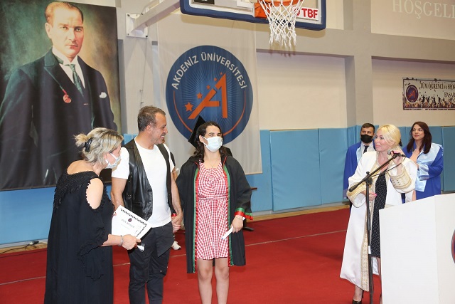 Genç hukukçular yemin etti