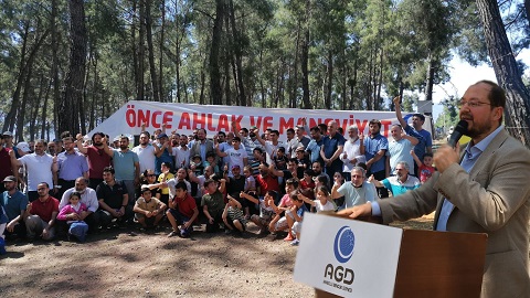 “Şefkatli ve merhametli nesiller yetiştireceğiz”