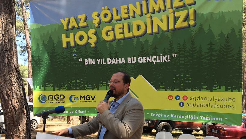 Turhan, Antalya Yaz Şölenine Katılım Gösterdi