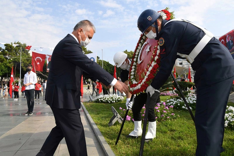 Antalya Zafer Bayramı’nın 99’uncu Yıl Dönümünü Kutladı