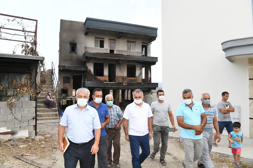 Vali Yazıcı Yangında Hasar Gören Mahalleleri Ziyaret Etmeye Devam Ediyor