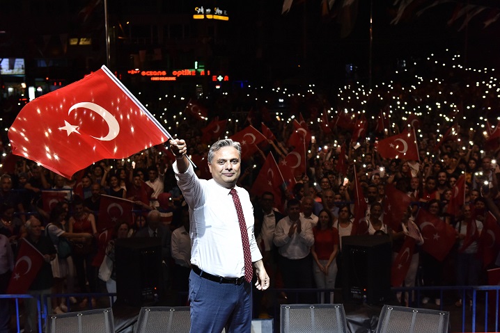 Zafer Bayramı coşkusu Muratpaşa’da