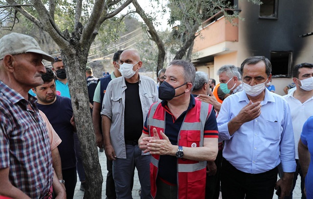 Başkan Böcek, “Yaraları birlikte saracağız’