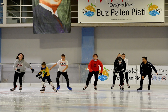 Dağyakası buz pisti yeniden açıldı