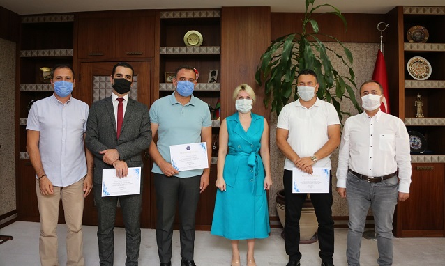 Akdeniz Üniversitesinden Manavgat yangının da mücadele eden personeline teşekkür plaketi