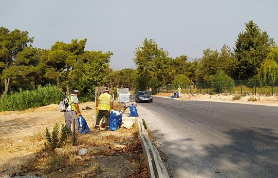 Kepez’in ormanlarında çevre temizliği