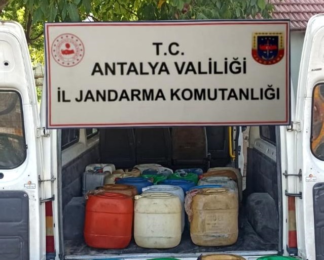 Jandarmadan kaçak mazot operasyonu