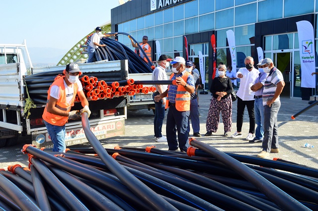 Yangınzede Üreticilere Sulama Borusu Desteği Devam Ediyor