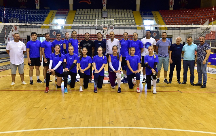 Kazak Sultanlar Kepez’de kamp yaptı