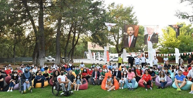 Kepezli güreşçilere Vali Yazıcı’dan teşekkür