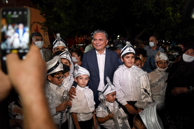 Başkan Uysal, “Çocuklarımızın bahtı, Antalya’mız gibi olsun”