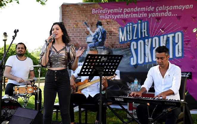 Müzisyenlere büyük destek