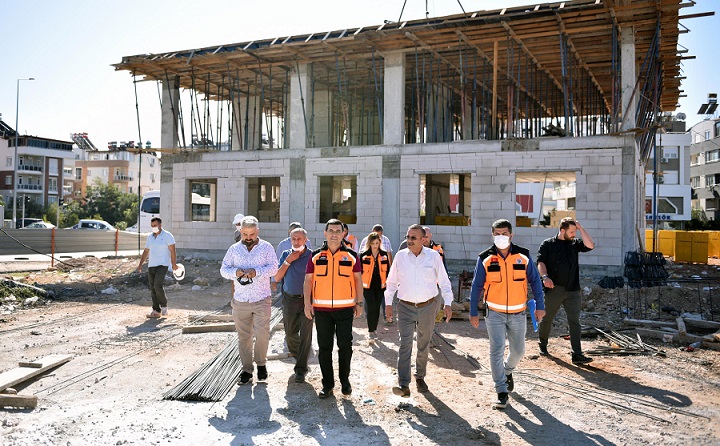 Şafak’a iki eser