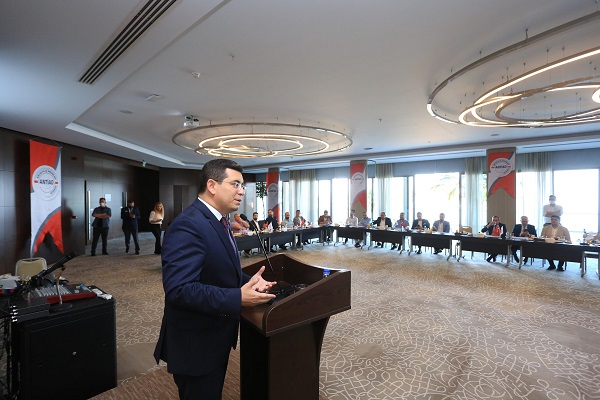 Tütüncü: Antalya Bilim Merkezi’ni ilmek ilmek dokuduk