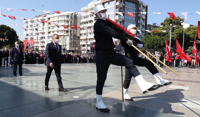 Büyükşehir’de Cumhuriyet Bayramı kutlandı