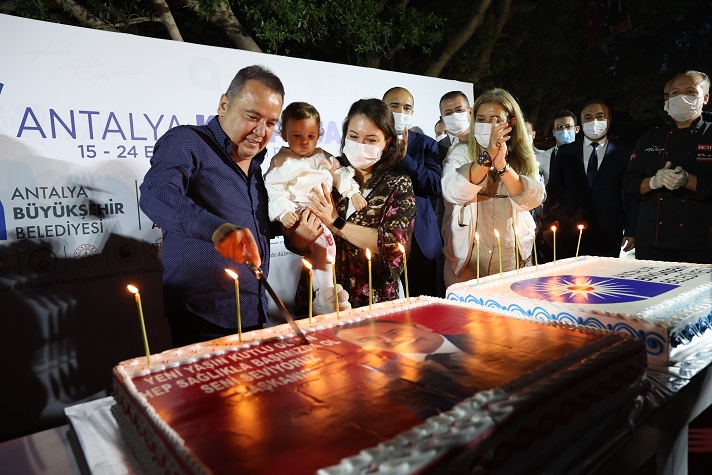 Antalya Kitap Fuarı sona erdi