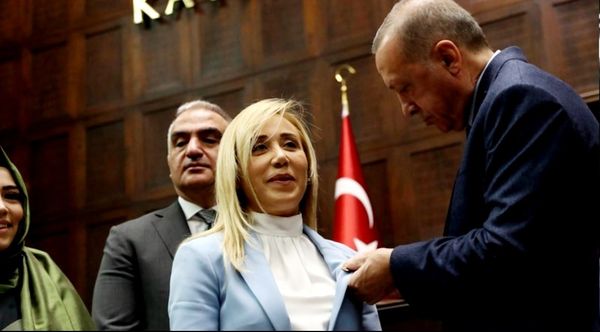 “Millet ekmek derdinde, bunlar rant derdinde!”