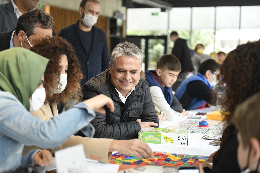 Çocuklar Akıl ve Zeka Oyunları öğrendiler