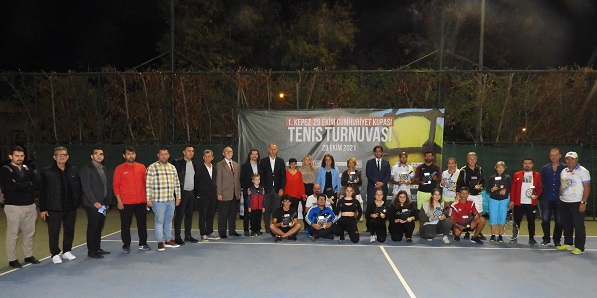 Tenisçilerin 29 Ekim zaferi