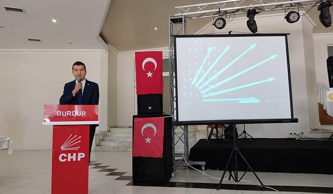 CHP’li Akbulut Eğitim Çalıştayı’nda Konuştu