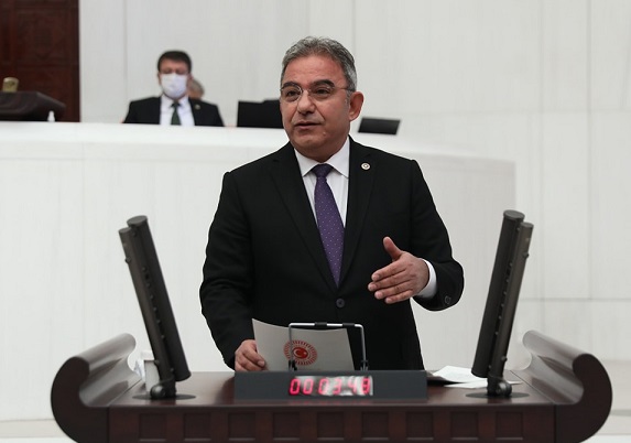 CHP’li Budak: “Kültür Ve Turizm Bakanı Masal Anlatıyor”