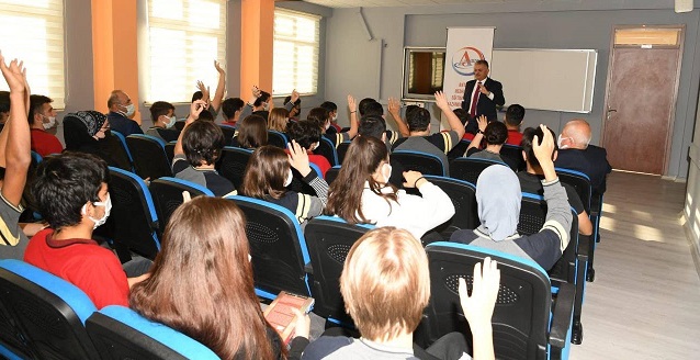 Çocukların Kalbine İnsan Sevgisi Ve Saygısını Aşılayın