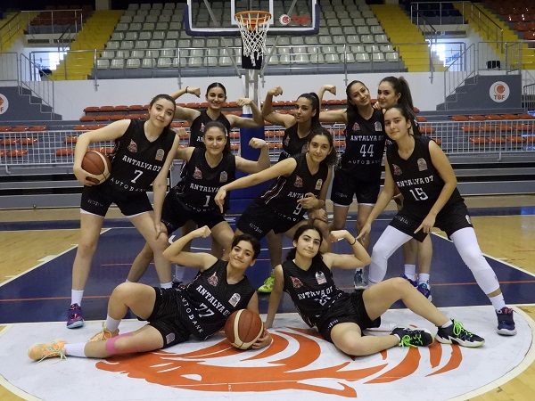 Antalya’nın yeni basketbol yıldızları