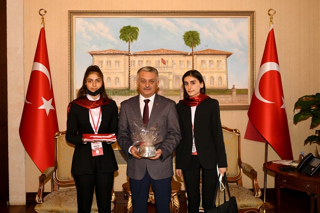 Gaziantep’ten Antalya’ya Toprak Ve Bayrak