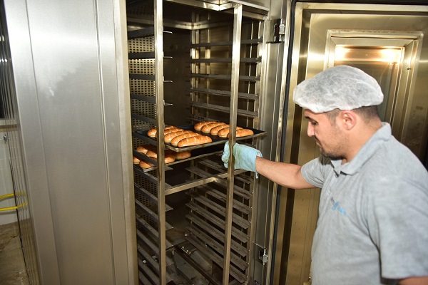 Kepez çölyak hastalarına glütensiz ekmek üretiyor