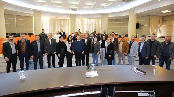 Tütüncü: “Biz esnafımızın yanındayız”