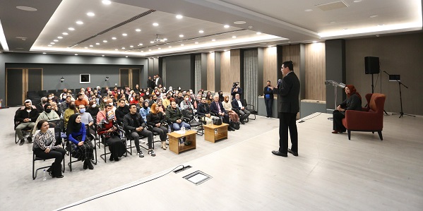Tütüncü: “Nesillerin inşası için çalışmalıyız”