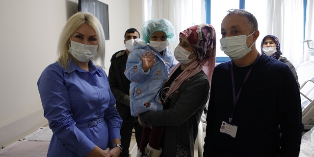Akdeniz Üniversitesi’nde tedavi gören Asiye taburcu oldu