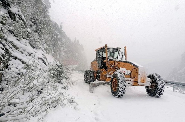 Manavgat Belediyesi Kapanan Yolları Açıyor