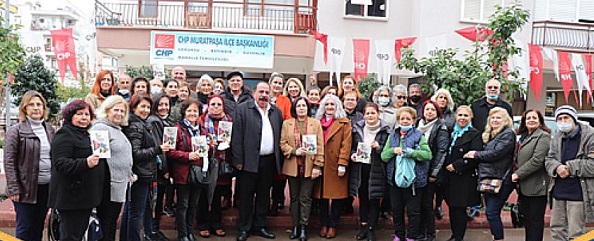 CHP’li Kadınlar Aile Destekleri Sigortası İçin Buluştu