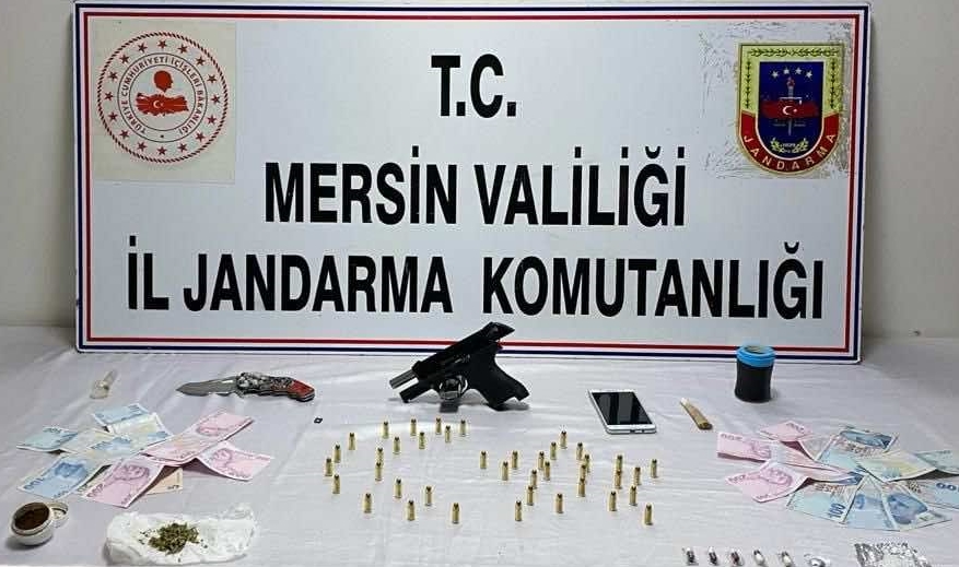 Mersin’de jandarmanın uyuşturucu operasyonunda yakalanan kişi tutuklandı