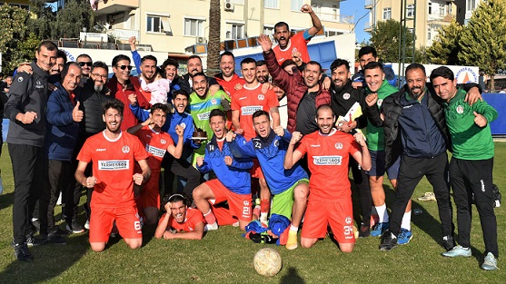 Döşemealtı takımı Lara Spor’u farklı yendi