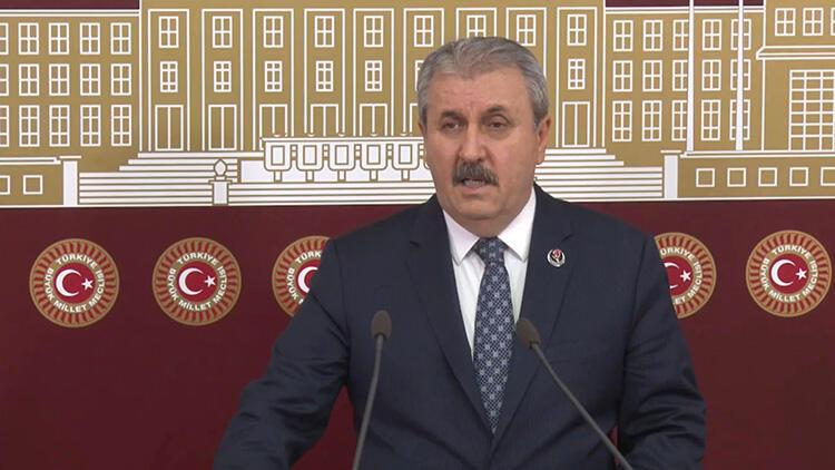 Destici: “Rusya’nın Ukrayna’nın toprak bütünlüğüne yönelik hamlesini hiçbir şartla meşru kabul etmiyoruz”