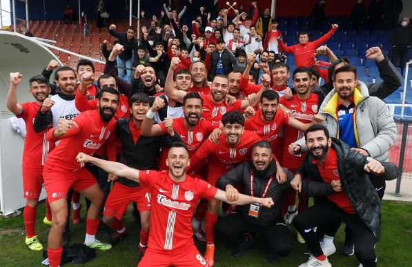Kepez’de şampiyonluk havası esiyor