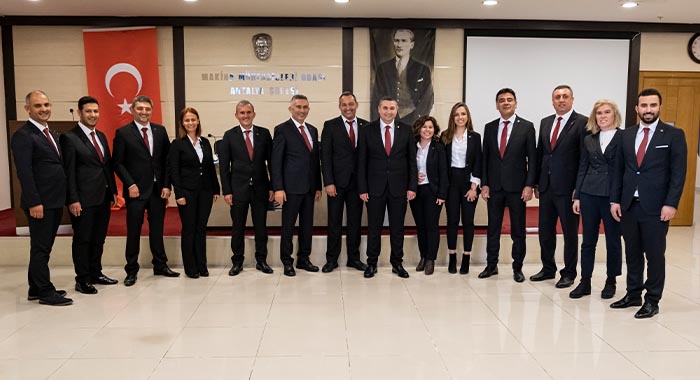 MMO Antalya’da Başkan Atmaca Güven Tazeledi