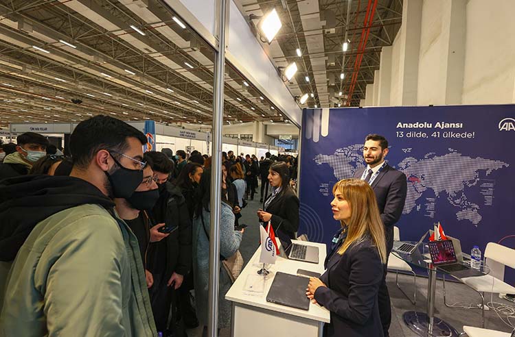 Ege Bölgesi Kariyer Fuarı İzmir’de açıldı