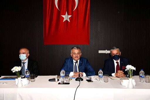 Vali Yazıcı Kemer Muhtarları İle Bir Araya Geldi