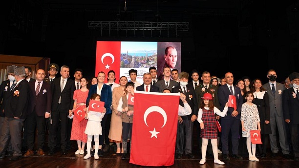 Atatürk’ün Antalya’ya Gelişinin 92. Yıldönümü Törenle Kutlandı