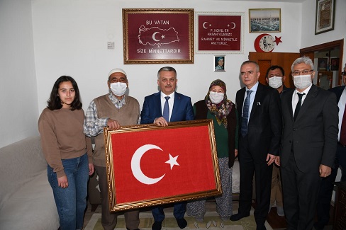 Vatan Uğruna Şehit Düşen Kahramanlarımızı Asla Unutmayacağız