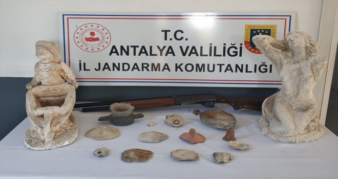 Antalya’da tarihi eser operasyonunda 2 kişi yakalandı