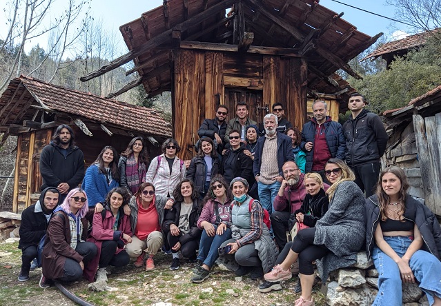 Arkeoloji öğrencileri Konyaaltı’nı gezdi