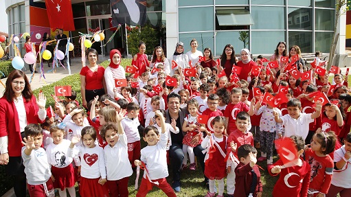 Döşemealtı’nda 23 Nisan Coşkusu