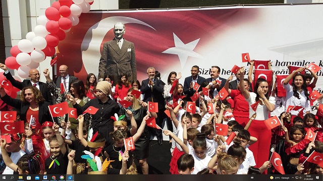 Manavgat’ta 23 Nisan Kutlamaları Muhteşem Başladı