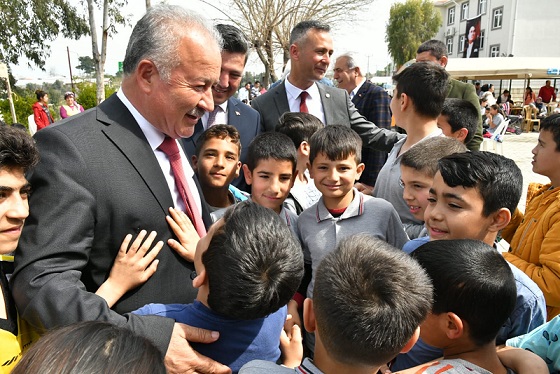 Başkan Şahin, “Çocuklarımız Geleceğimizdir”