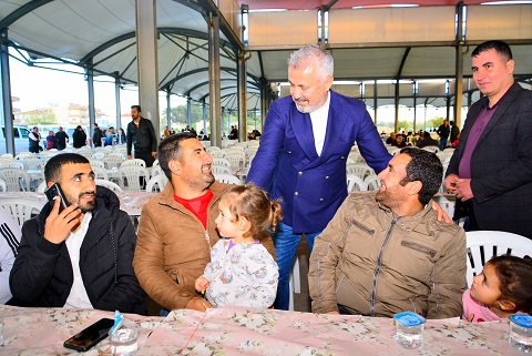 Başkan Sözen’in İftar Yemekleri Manavgat Halkını Birleştiriyor